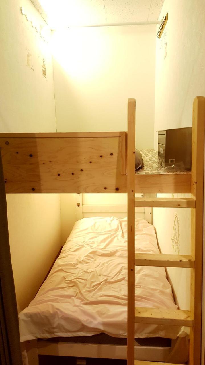 Shinjuku Sky Hostel Tokio Buitenkant foto
